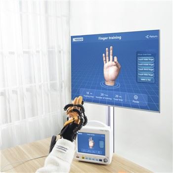 Mănușă pentru terapie manuală pentru pacientul cu accident vascular cerebral