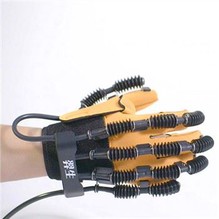 Dispozitiv de reabilitare robotică pentru mâna accident vascular cerebral