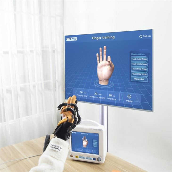 Mănușă robotică moale după accident vascular cerebral